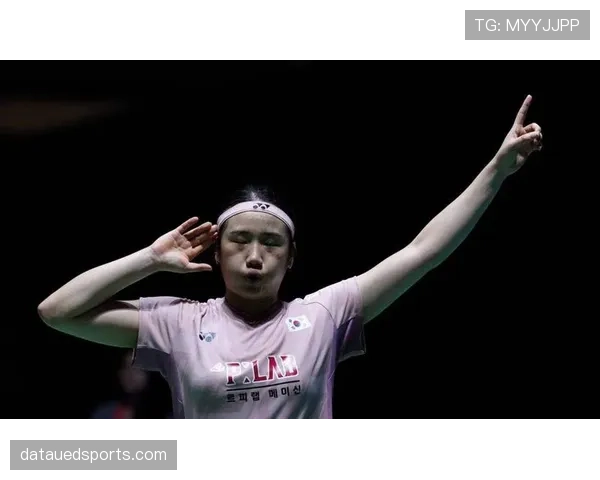 安洗莹比赛那股职业劲儿和赛后刷抖音的少女气质,怎么差得这么离谱 安洗莹比赛那股职业劲儿和赛后刷抖音的少女气质,怎么差得这么离谱